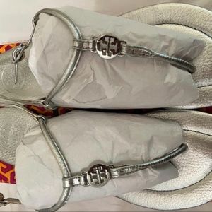 Tory Burch Emmy Metallic Silver Strappy Sandal Size 9.5